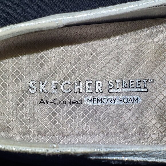 Skechers Street Women’s Sz 11 Silver Rhinestones Pearls Slip On Sneakers (801W) - Picture 2 of 8